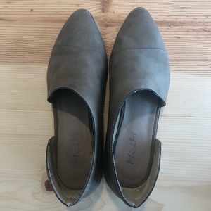 Free People Royale Flat Dupe - taupe